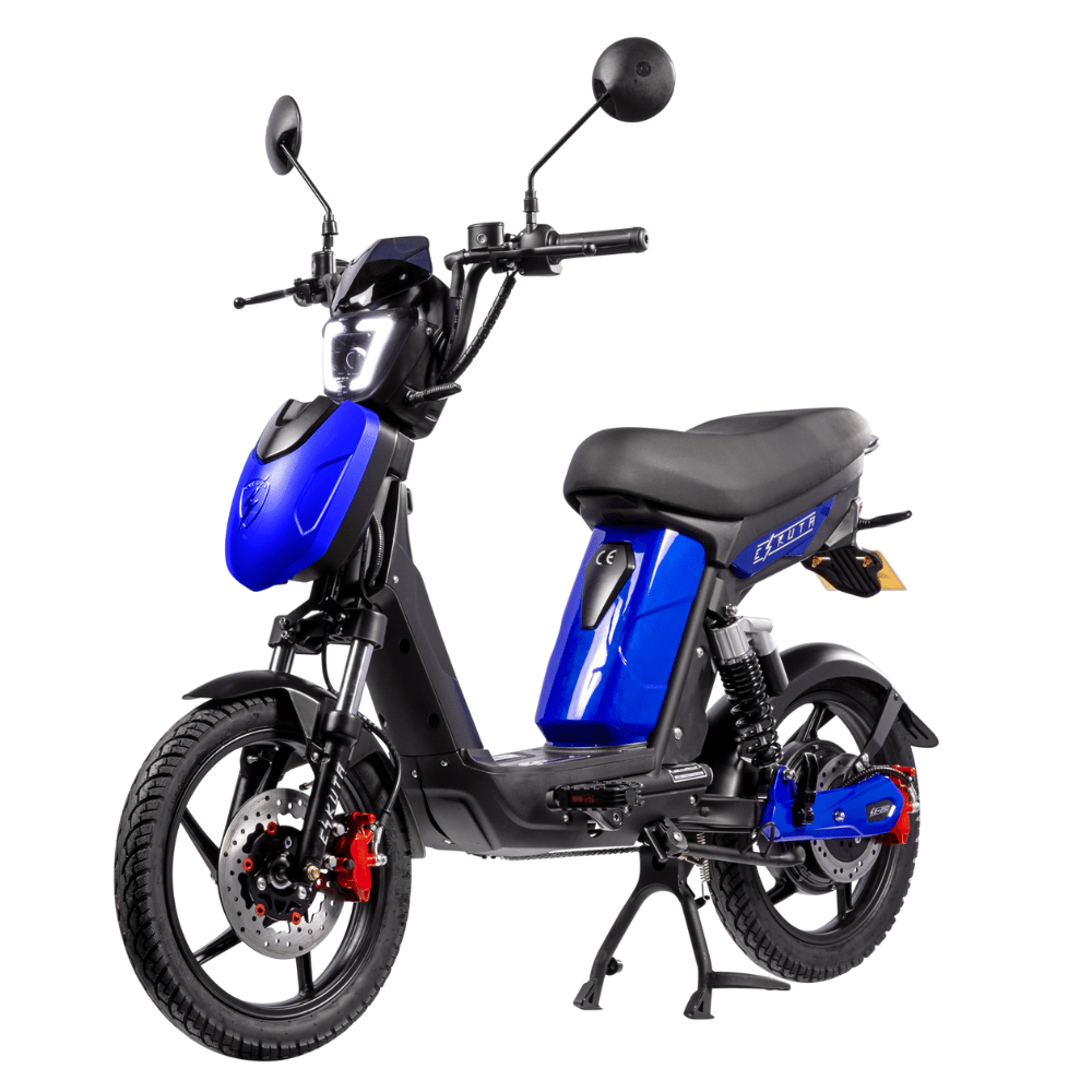 SX-250 Series 4 Classic Gloss Blue Front Angle