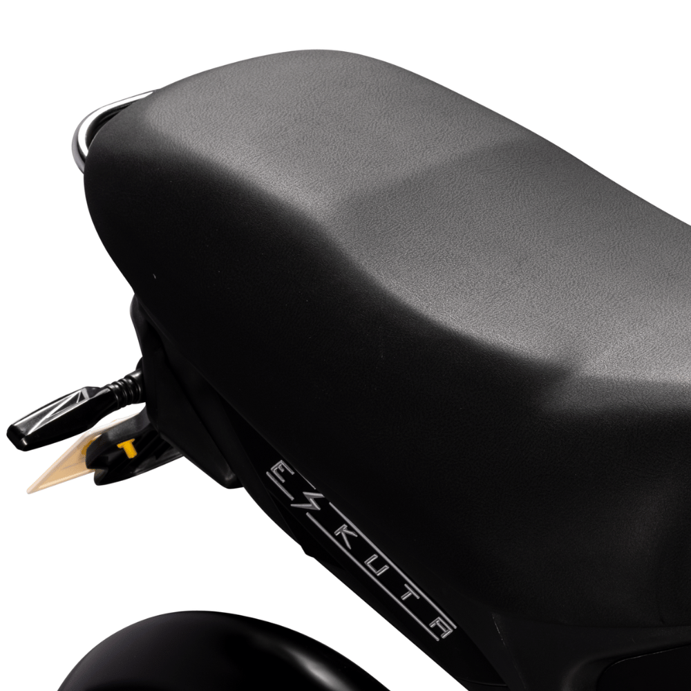 Eskuta Large Padded Saddle Detail