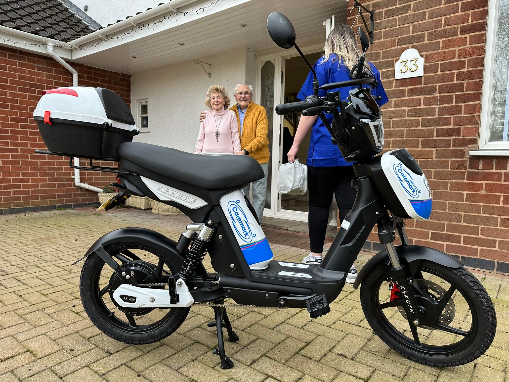 Load video: Eskuta in the Care Industry